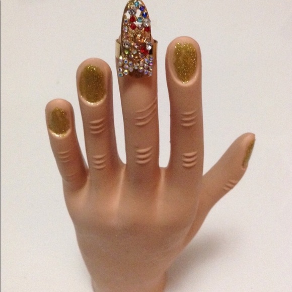 SOLD.  💥 Elegant Bow Knot Nail Ring - Picture 2 of 4